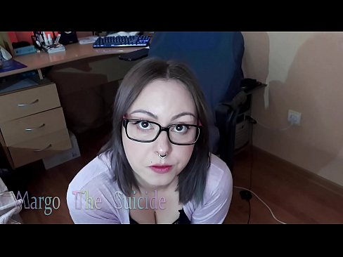 ❤️ Sexy Meedchen mat Brëll suckelt Dildo déif op der Kamera ☑ Qualitéit Sex bei eis ❌❤