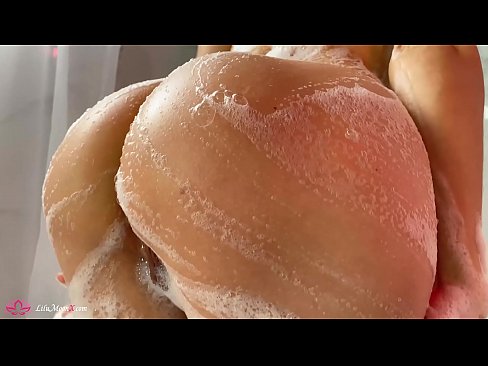 ❤️ Brunette masturbéiert Pussy mat Vibrator fir en intensiven Orgasmus an der Dusch ☑ Qualitéit Sex bei eis ❌❤