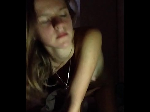 ❤️ E Meedchen masturbéiert a kummt ☑ Qualitéit Sex bei eis ❌❤